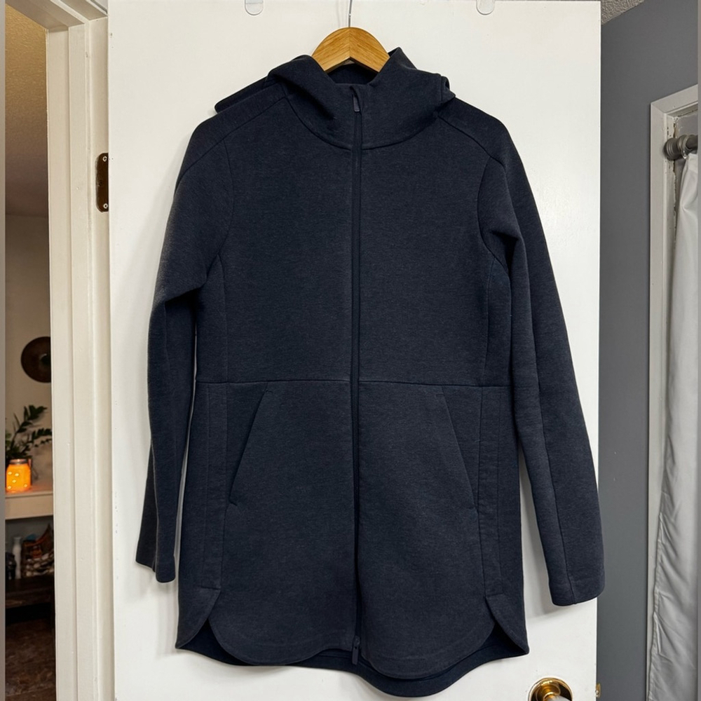 Lululemon Going Places Hooded Jacket
Heathered Inkwell Size 8 Style W4AEAS - Picture 2 of 8